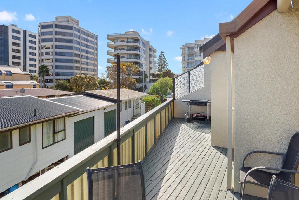 Downtown Mountview - Mt Maunganui Holiday Home Mount Maunganui Exterior photo